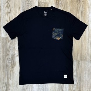 Black People T-shirt With Side Pocket