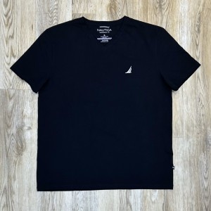 Black Nautica T-shirt